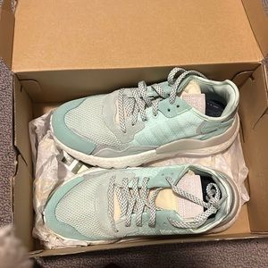 Nite Jogger W Adidas, never been worn and tags are still on